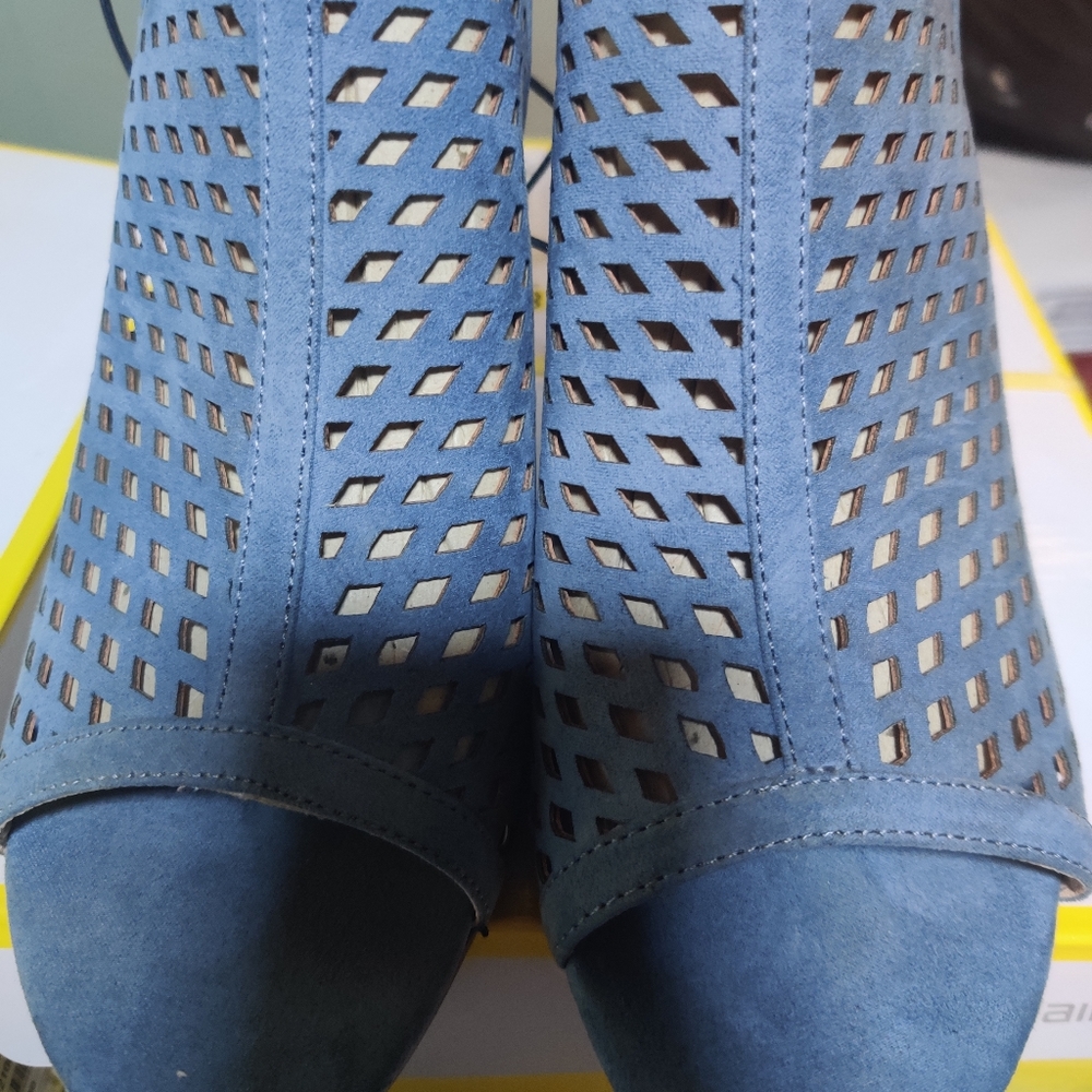 Liz Claiborne  Gemma ladies shoes